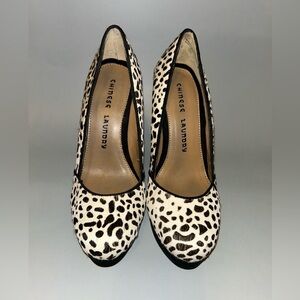 NWOT Chinese laundry Wave Length calf hair heeled pump